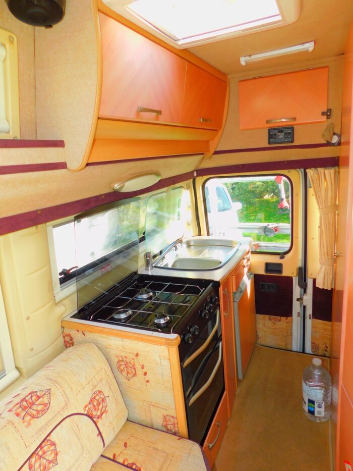Auto-Sleeper Symbol Peugeot Dual Fuel 2.0 L Petrol and Gas Luxury 2 Berth 2004 With Only 74,833 miles from New. £21,999 - Image 16