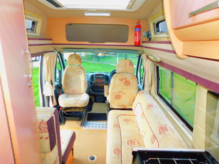 Auto-Sleeper Symbol Peugeot Dual Fuel 2.0 L Petrol and Gas Luxury 2 Berth 2004 With Only 74,833 miles from New. £21,999 - Image 13