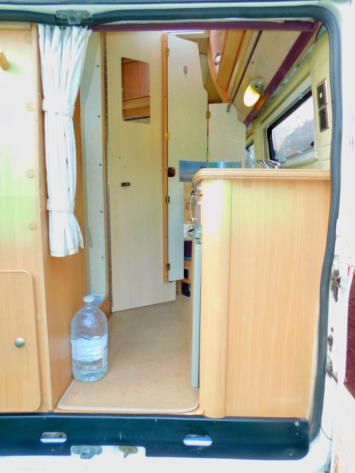 Auto-Sleeper Symbol Peugeot Dual Fuel 2.0 L Petrol and Gas Luxury 2 Berth 2004 With Only 74,833 miles from New. £21,999 - Image 7