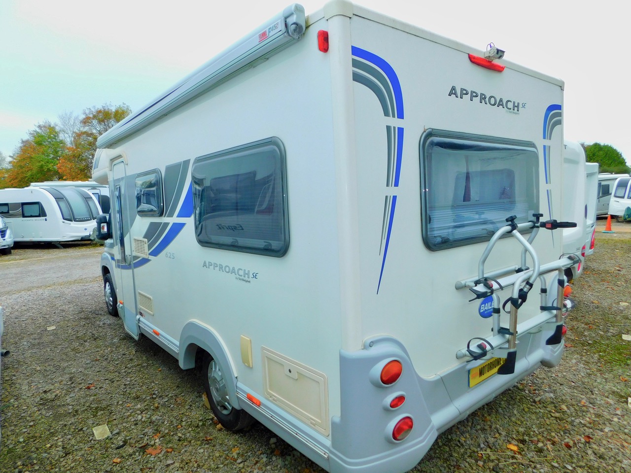 Bailey 625 Approach SE. Peugeot 2.2 Hdi Luxury 2 Berth with Huge Rear U Shape LOUNGE and Only 20,125 miles from New £34,999 - Image 32