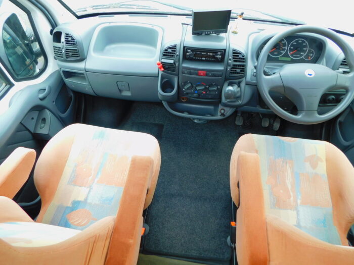 Rapido 786F Fiat 2.8 Luxury 4 Berth with Air Conditioning and Only 23,143 miles from New £23,999 - Image 17