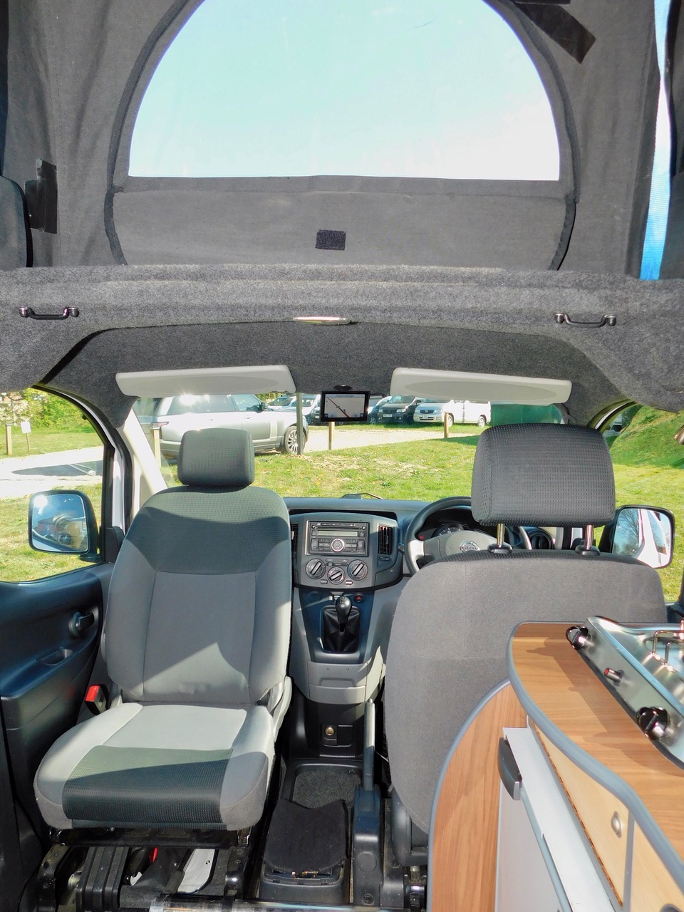 Sussex Campervans Nissan NV200 1.5 Dci Manual Gearbox 2 Berth Pop Top, 4 x Seat Belts. £21,000 - Image 9