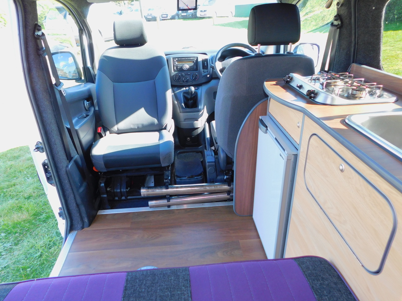 Sussex Campervans Nissan NV200 1.5 Dci Manual Gearbox 2 Berth Pop Top, 4 x Seat Belts. £21,000 - Image 8