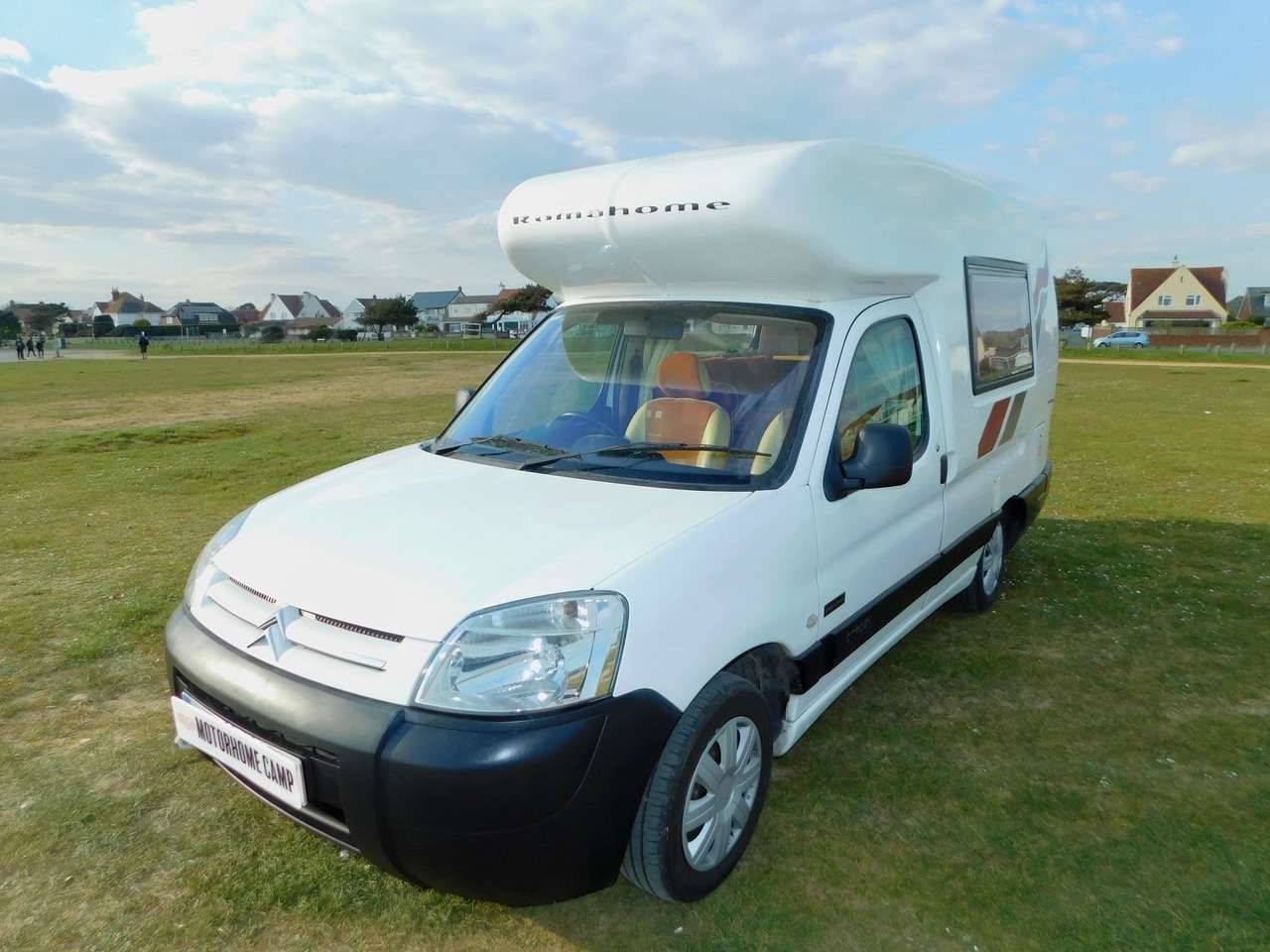 Romahome R20 Outlook EXCLUSIVE Citroen 2.0 Hdi with Pullman Dinette, 4 Travelling SEAT BELTS and TOILET 2006 with 55,288 miles from New.. £24,999