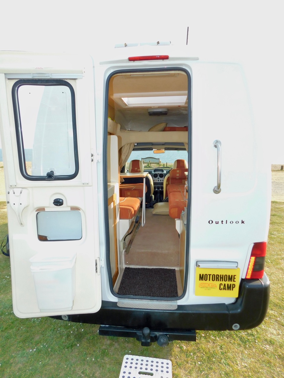 Romahome R20 Outlook EXCLUSIVE Citroen 2.0 Hdi with Pullman Dinette, 4 Travelling SEAT BELTS and TOILET 2006 with 55,288 miles from New.. £24,999 - Image 22