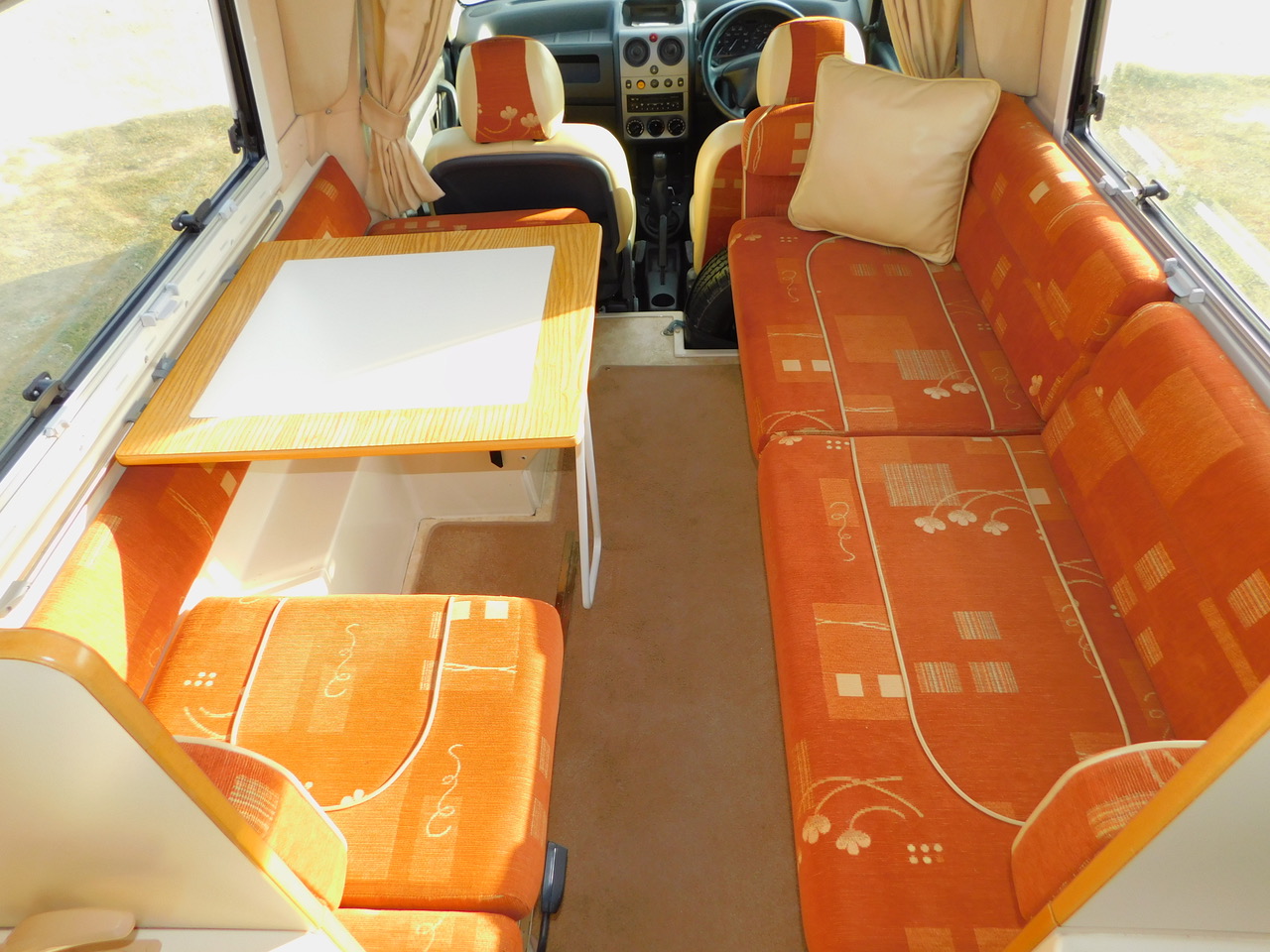 Romahome R20 Outlook EXCLUSIVE Citroen 2.0 Hdi with Pullman Dinette, 4 Travelling SEAT BELTS and TOILET 2006 with 55,288 miles from New.. £24,999 - Image 10