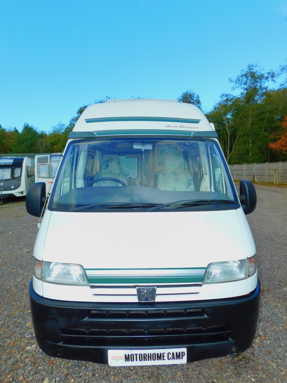 Auto-Sleeper Symbol Peugeot 1.9d Luxury 2 Berth 2002 02 plate With Only 72,500 miles from New. £19,999 - Image 2