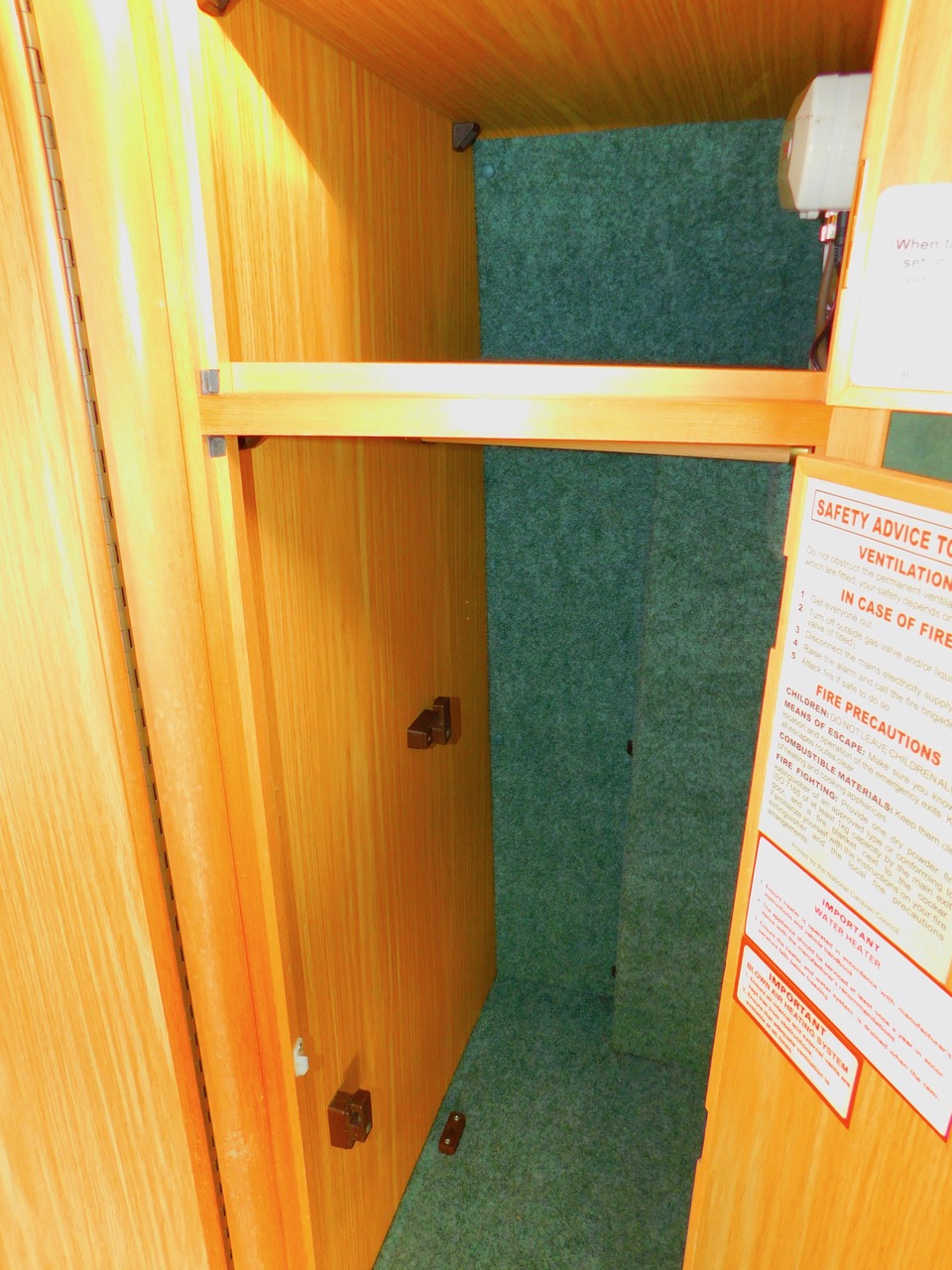 Auto-Sleeper Symbol Peugeot 1.9d Luxury 2 Berth 2002 02 plate With Only 72,500 miles from New. £19,999 - Image 19