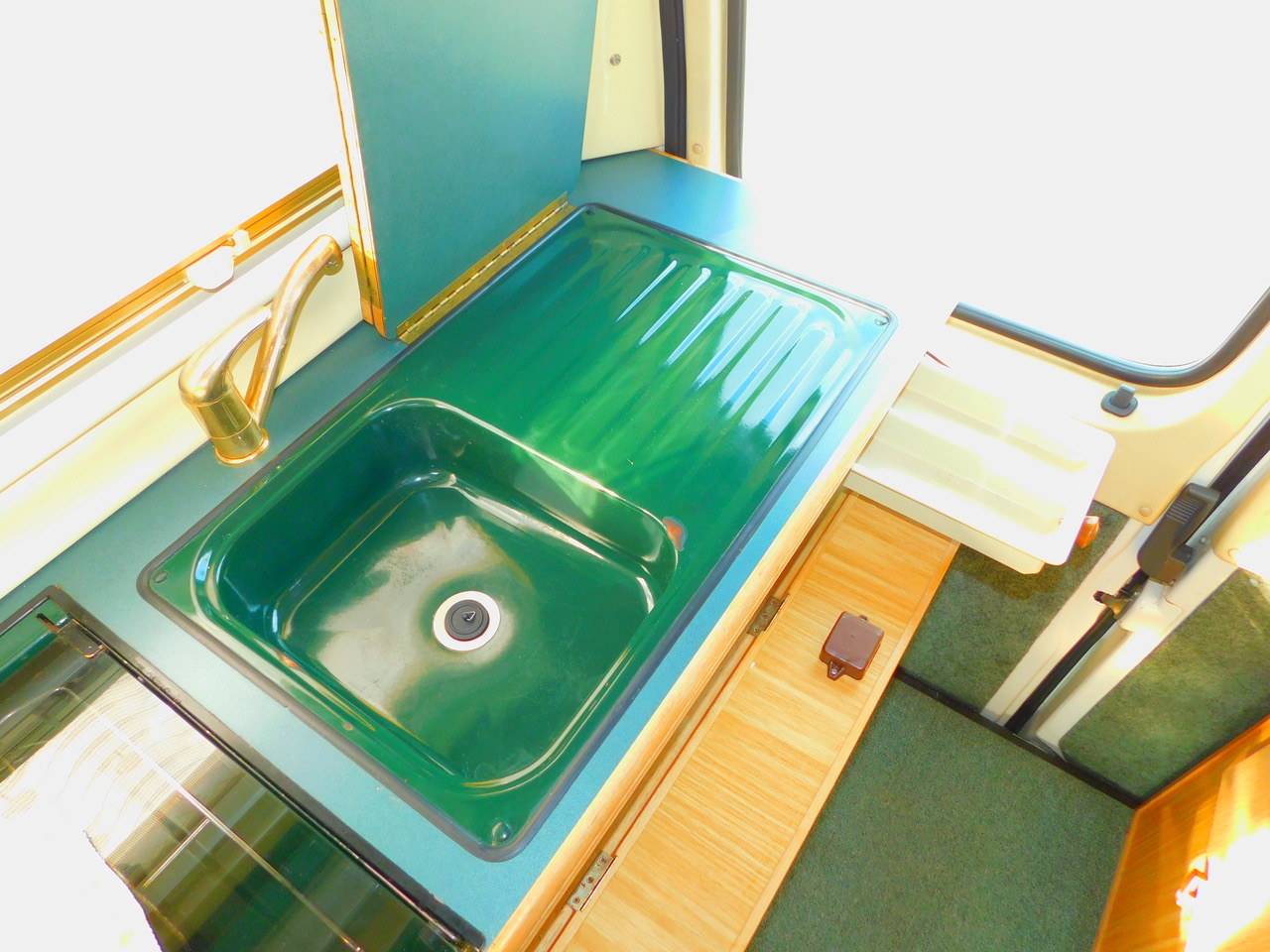 Auto-Sleeper Symbol Peugeot 1.9d Luxury 2 Berth 2002 02 plate With Only 72,500 miles from New. £19,999 - Image 12