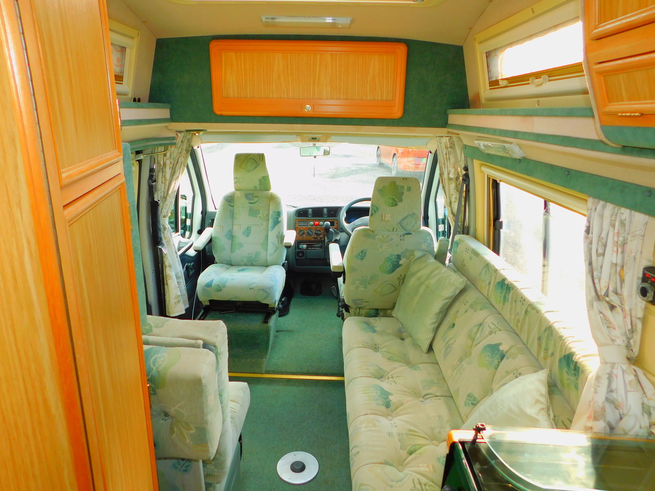 Auto-Sleeper Symbol Peugeot 1.9d Luxury 2 Berth 2002 02 plate With Only 72,500 miles from New. £19,999 - Image 6