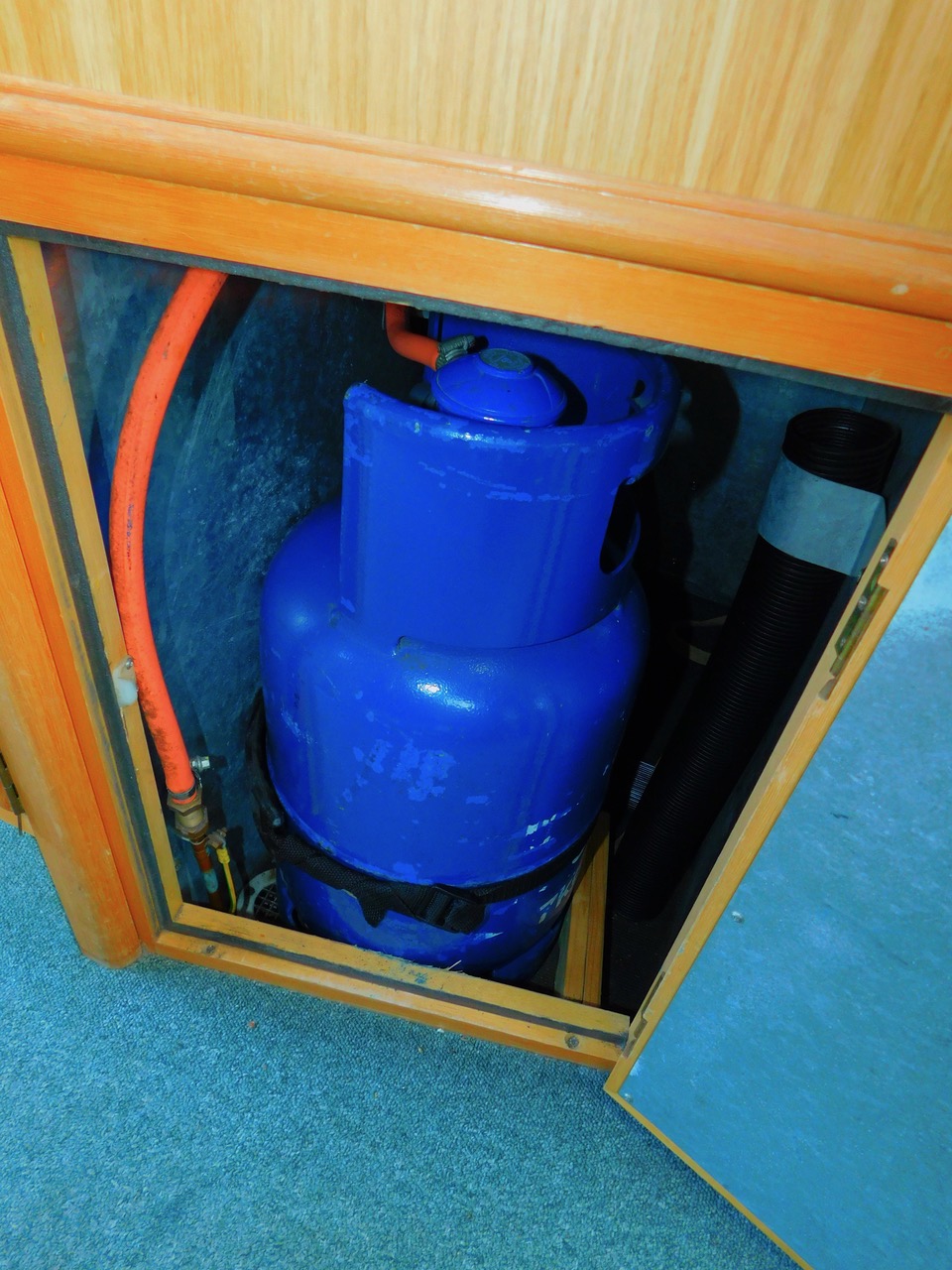 Auto-Sleeper Symbol Peugeot 1.9d Luxury 2 Berth 2002 02 plate With Only 72,500 miles from New. £19,999 - Image 25