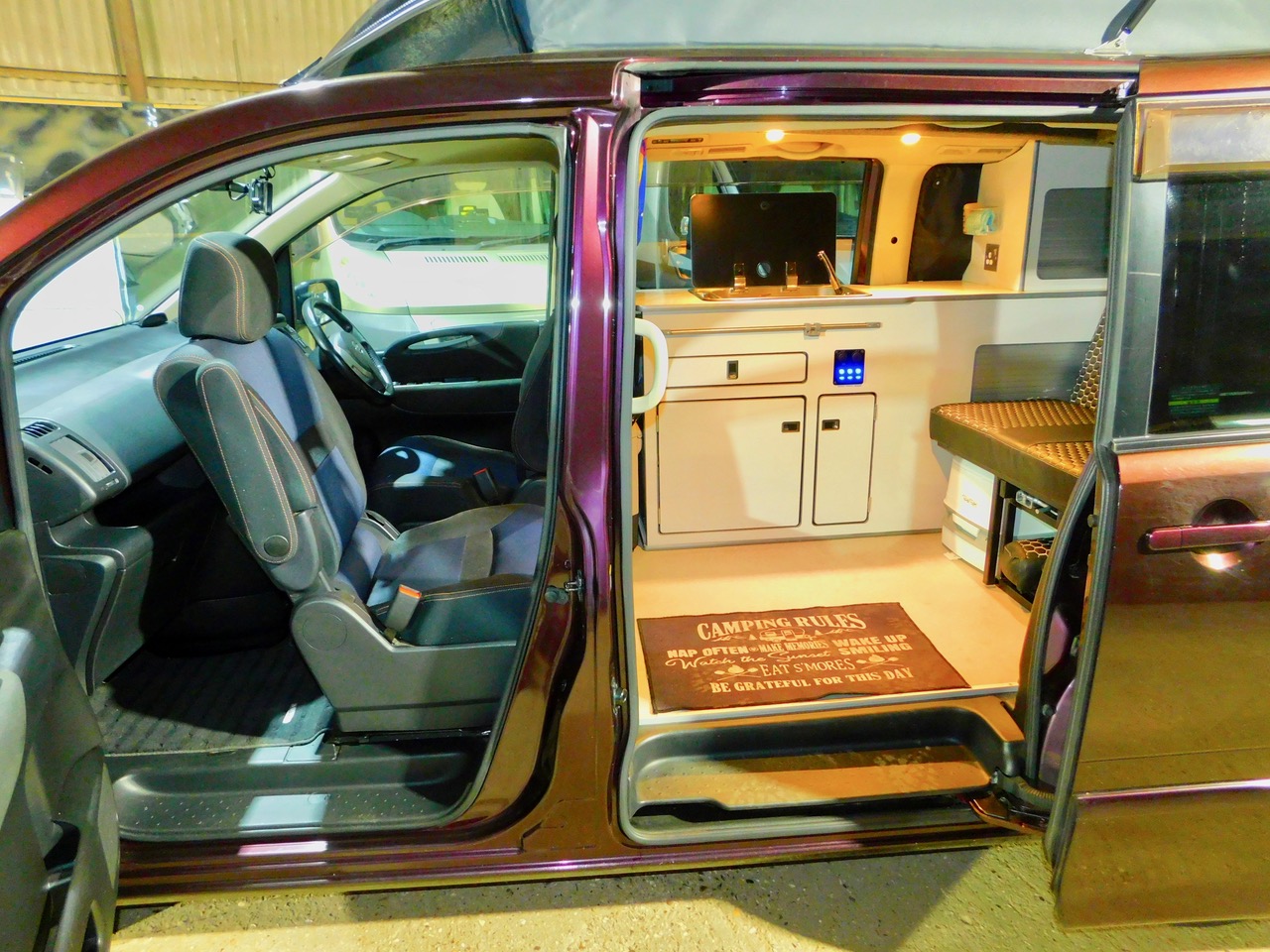 Wellhouse Nissan Serena 2.0 PETROL AUTOMATIC 2 Berth Campervan with Pop Top with 4 Seat Belts. LEZ Compliant. 2010 with Only 73,000 miles from New. Just 4.68 m or 15 ft 4 in Long and 1.695 m or 5 ft 6 in Wide and just 1.98m High.. £22,999 - Image 5