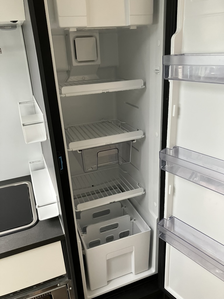 Adria Twin Supreme 640 SLB AUTOMATIC 2024 Luxury 2 Berth motorhome.Fiat extended warranty to 2029 £75,999 - Image 28