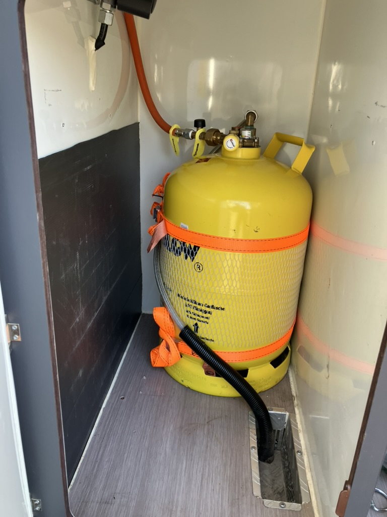 Adria Twin Supreme 640 SLB AUTOMATIC 2024 Luxury 2 Berth motorhome.Fiat extended warranty to 2029 £75,999 - Image 46