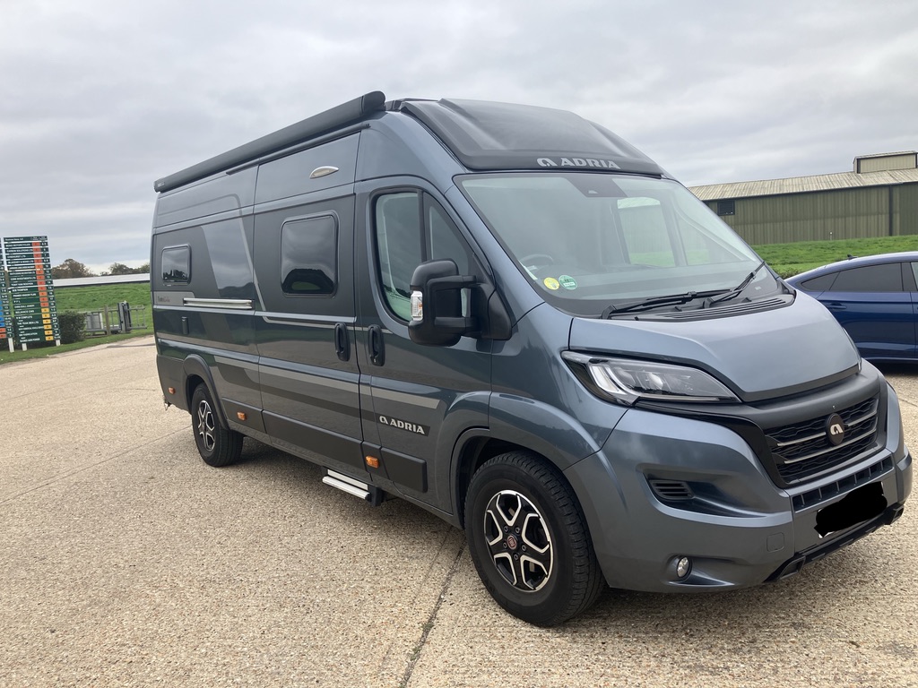 Adria Twin Supreme 640 SLB AUTOMATIC 2024 Luxury 2 Berth motorhome.Fiat extended warranty to 2029 £75,999 - Image 2