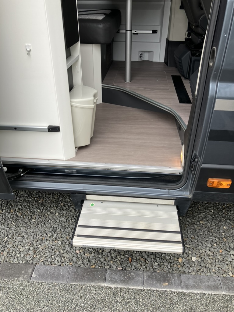 Adria Twin Supreme 640 SLB AUTOMATIC 2024 Luxury 2 Berth motorhome.Fiat extended warranty to 2029 £75,999 - Image 41