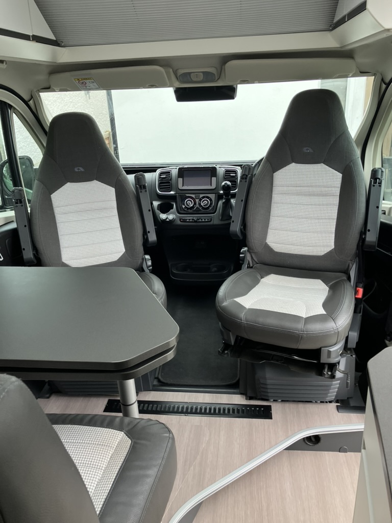 Adria Twin Supreme 640 SLB AUTOMATIC 2024 Luxury 2 Berth motorhome.Fiat extended warranty to 2029 £75,999 - Image 5