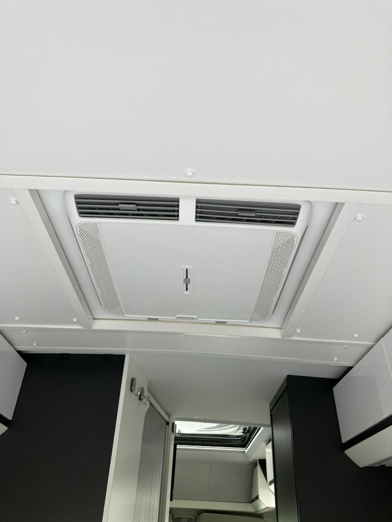 Adria Twin Supreme 640 SLB AUTOMATIC 2024 Luxury 2 Berth motorhome.Fiat extended warranty to 2029 £75,999 - Image 43