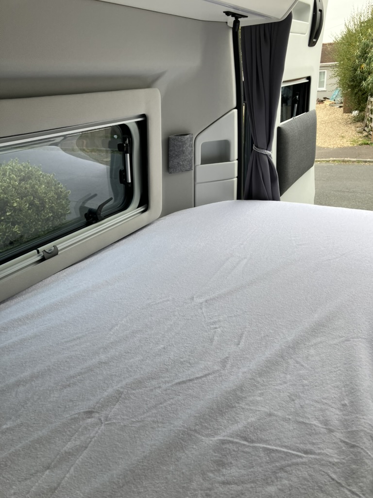 Adria Twin Supreme 640 SLB AUTOMATIC 2024 Luxury 2 Berth motorhome.Fiat extended warranty to 2029 £75,999 - Image 26