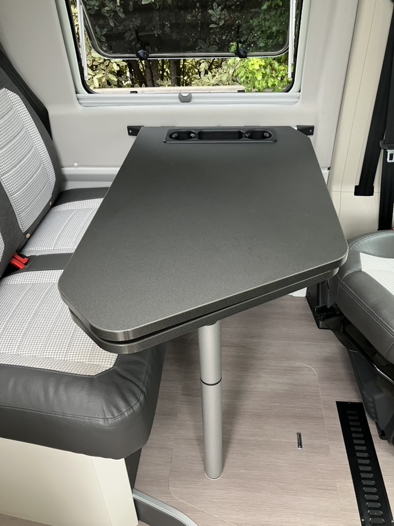 Adria Twin Supreme 640 SLB AUTOMATIC 2024 Luxury 2 Berth motorhome.Fiat extended warranty to 2029 £75,999 - Image 4