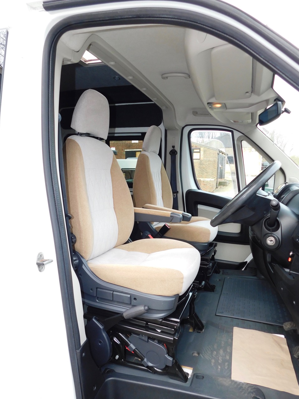 Peugeot 2.2 Hdi Bodans 2 Berth Camper Van. 2014 with Only 38,000 miles. Only 5.4M in Length. Easy to Drive, Park and Manoeuvre in the smallest of parking spaces. Fixed Double Bed. £32,999 - Image 23