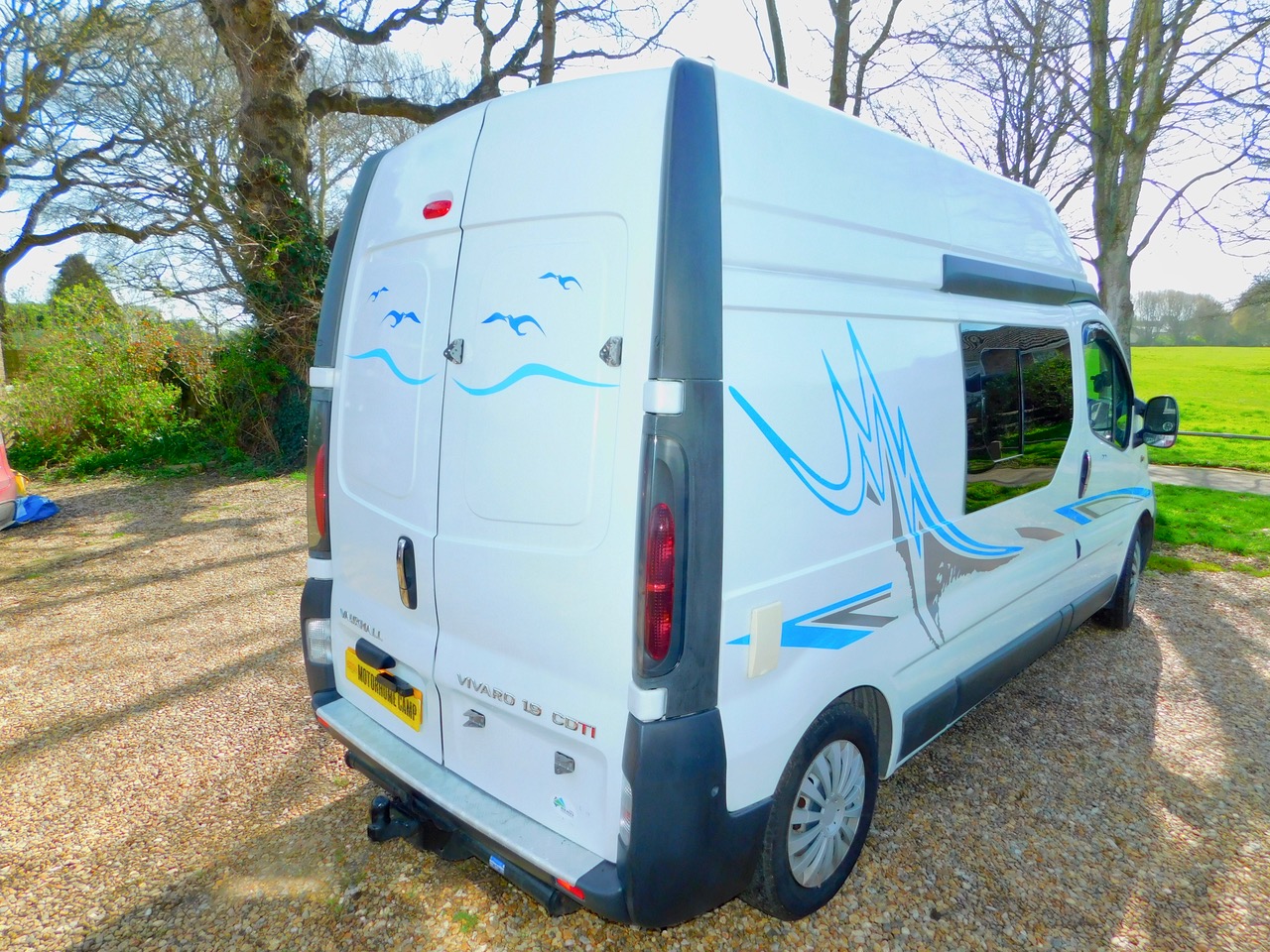 Vauxhall Vivaro 1.9 CDTI High Top Camper Van with 2 to 3 Berth. £15,999 - Image 17