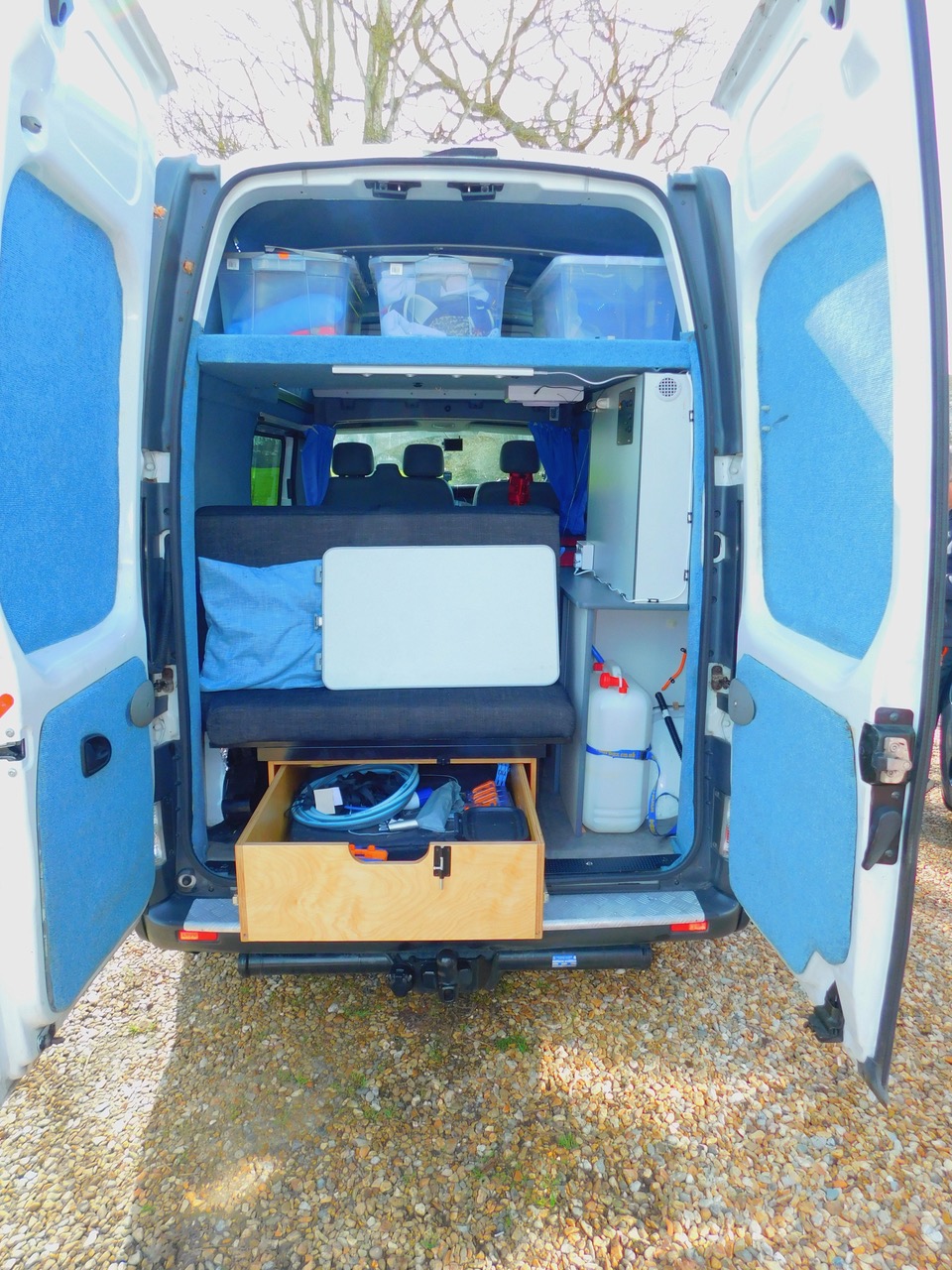 Vauxhall Vivaro 1.9 CDTI High Top Camper Van with 2 to 3 Berth. £15,999 - Image 14