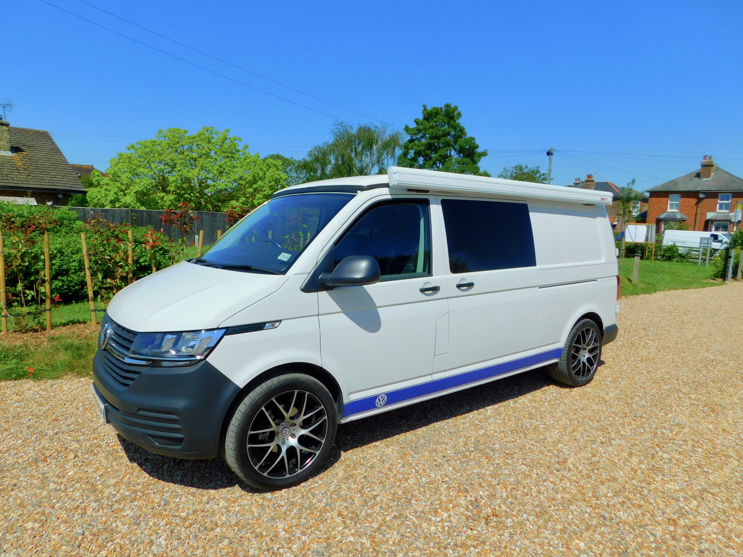 VW T6.1 LWB Pop Top November 2022 72 plate 4 BERTH with 5 SEAT BELTS and Only 35,520 miles from New. Beautiful Condition Throughout. £46,999 - Image 16
